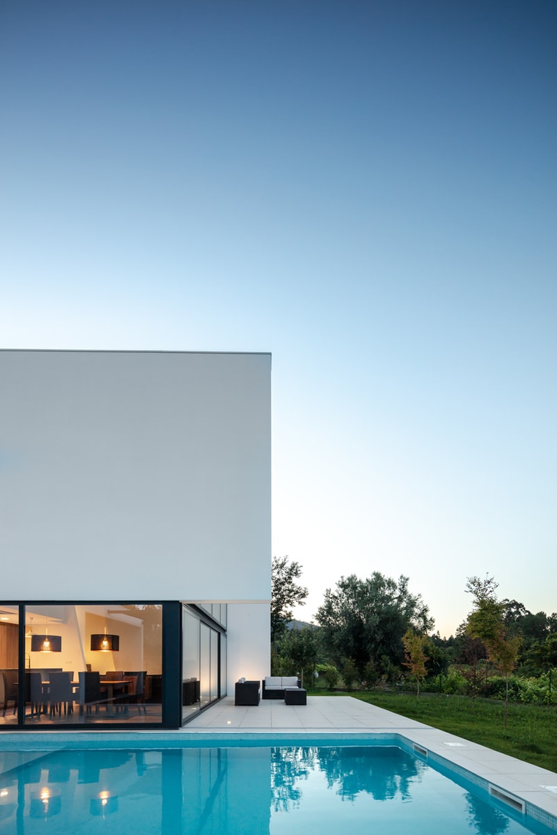 modern gafarim house Tiago do Vale Architects Bridge of Lima ponte de lima Portugal 