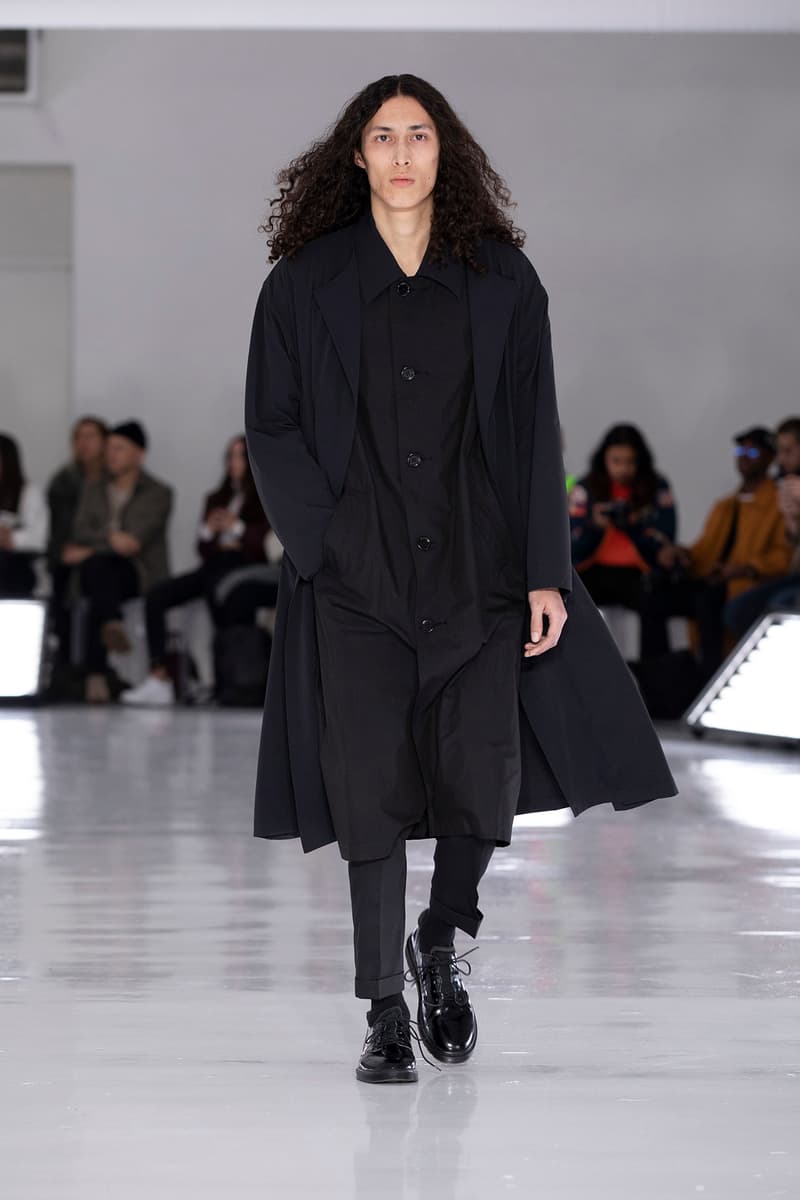 N.HOOLYWOOD Fall Winter 2019 NYFW Show Runway Mens New York Fashion Week Japanese fashion New Balance 996 Daisuke Obana outdoor 