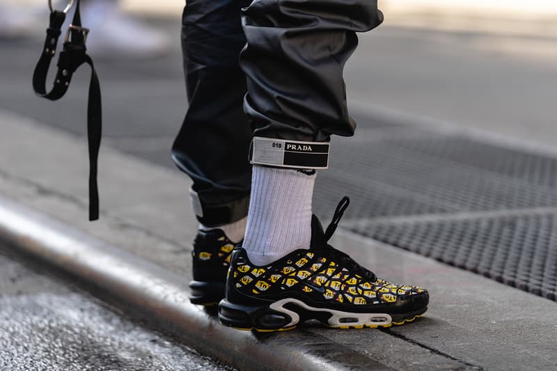 New York Fashion Week FW19 fall winter 2019 city Street Style Snaps outfits photograph calvin klein dior nike air max tn tuned palm angels louis vuitton off white blazer puma ader error prada 18 east