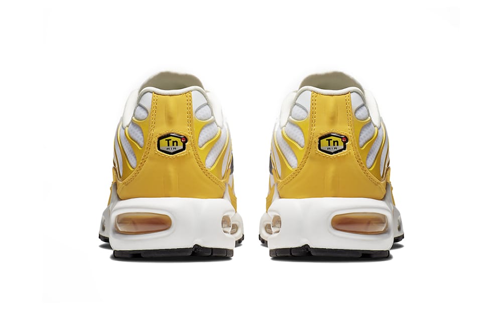 air max white and yellow