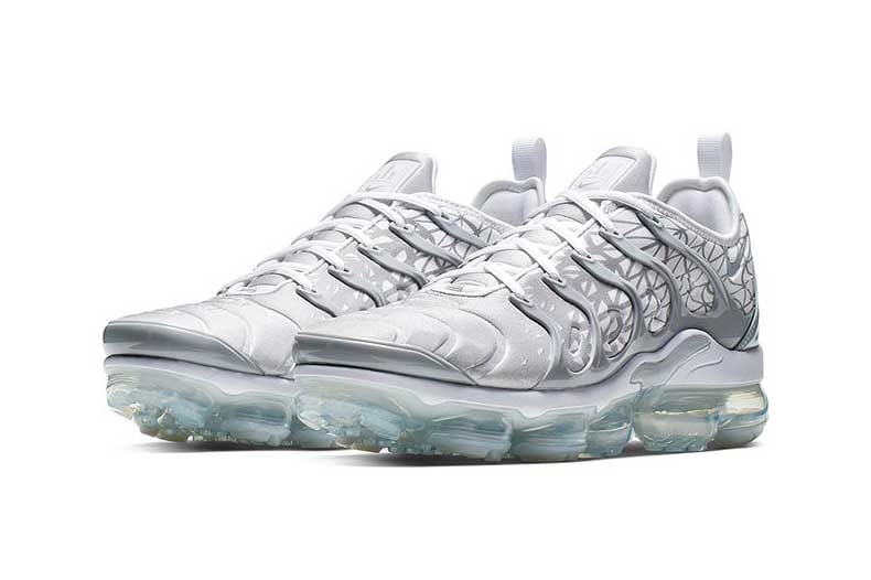 vapormax plus white and grey