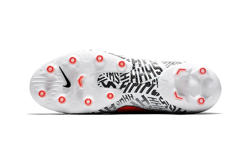 soccer cleats mercurial vapor njr silencio