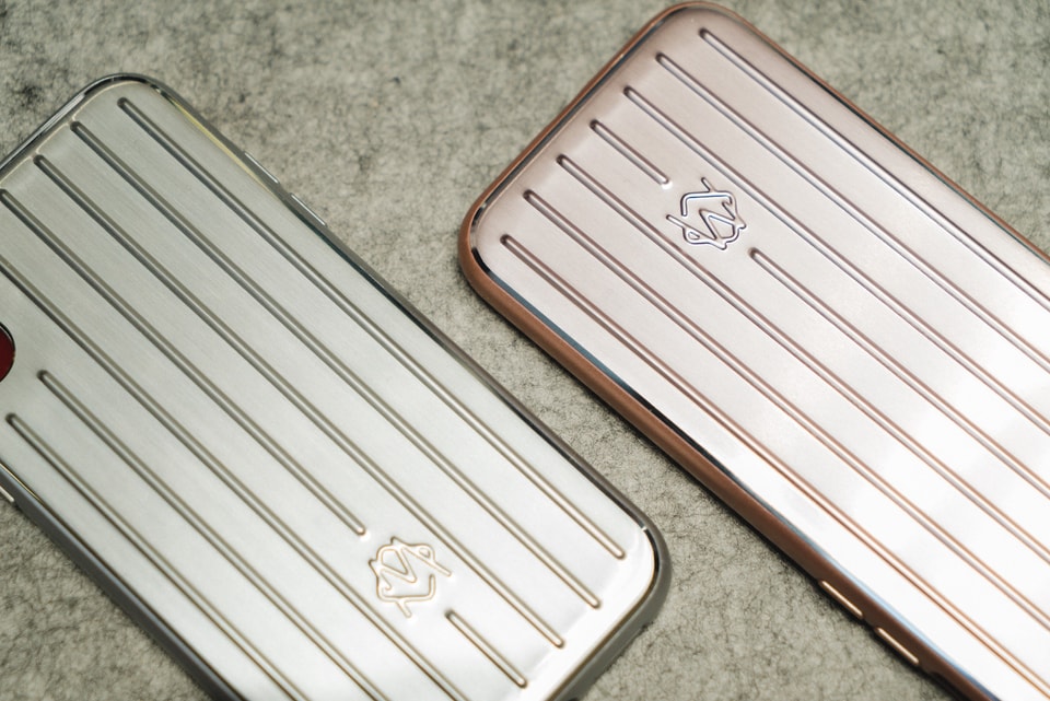 RIMOWA Aluminium Groove iPhone Case Closer Look | Hypebeast RIMOWA Aluminium Groove iPhone Case Closer Look | Hypebeast