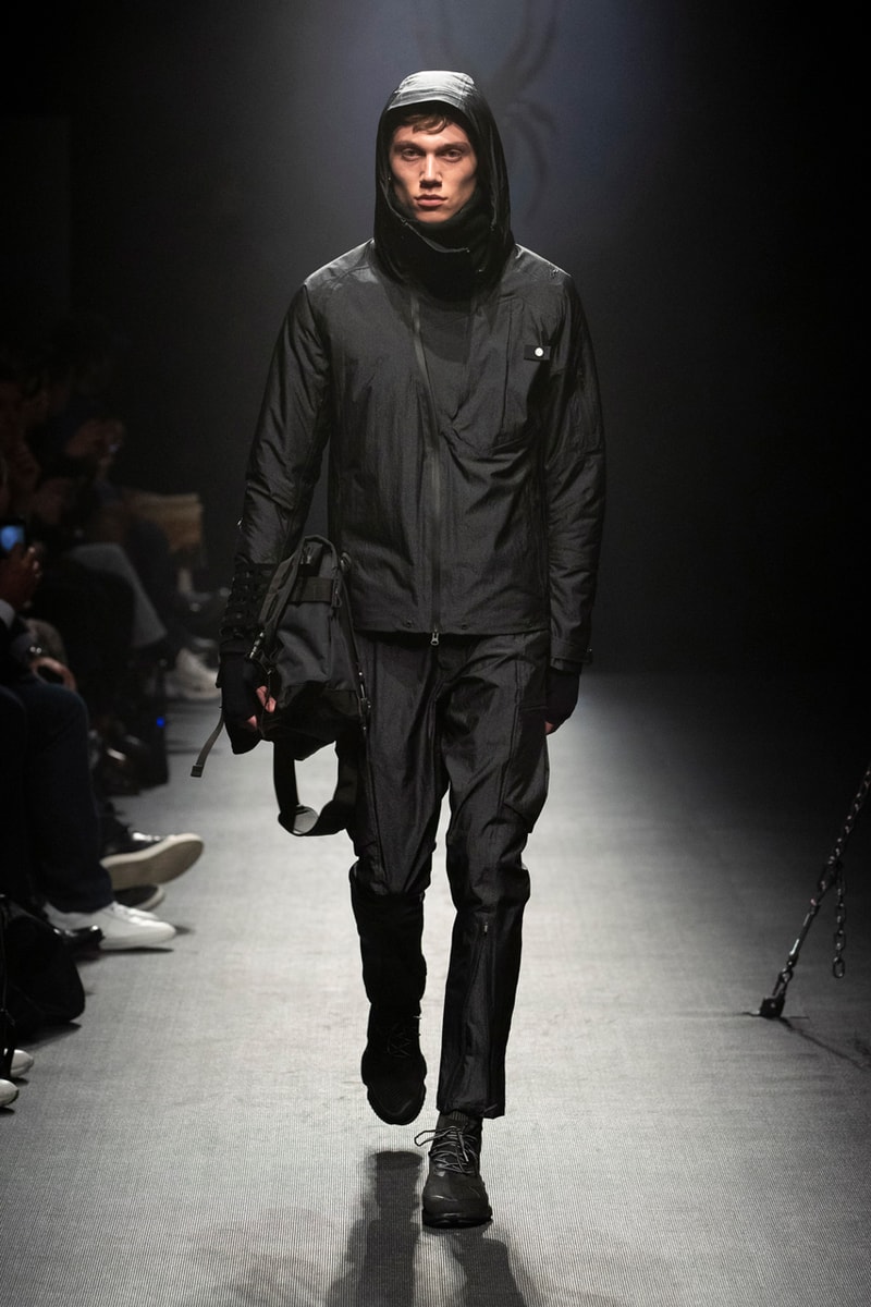 Spyder Debuts Fall/Winter 2019 Collection Sleek Tech-wear Retro-Inspired Streetwear tracksuits fleece sweatshirts oversized puffers 90s