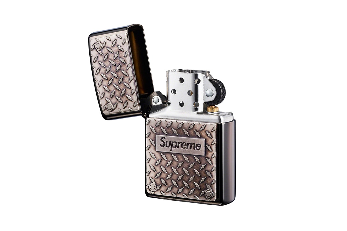 Supreme Spring/Summer 2019 Accessories Zippo Lighter