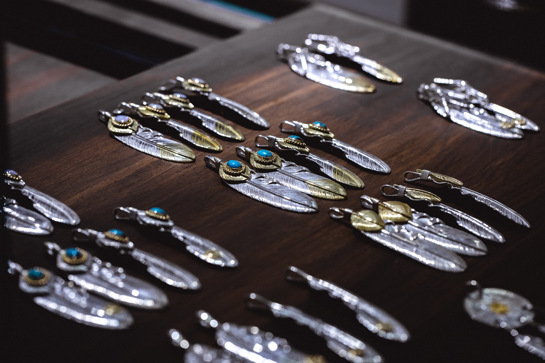 Taro Washimi Native American Silver Jewelry 925 feathers goro's wings claws indian native american jewelry accessories rings bracelets necklaces pendants tokyo Hong Kong Vinavast