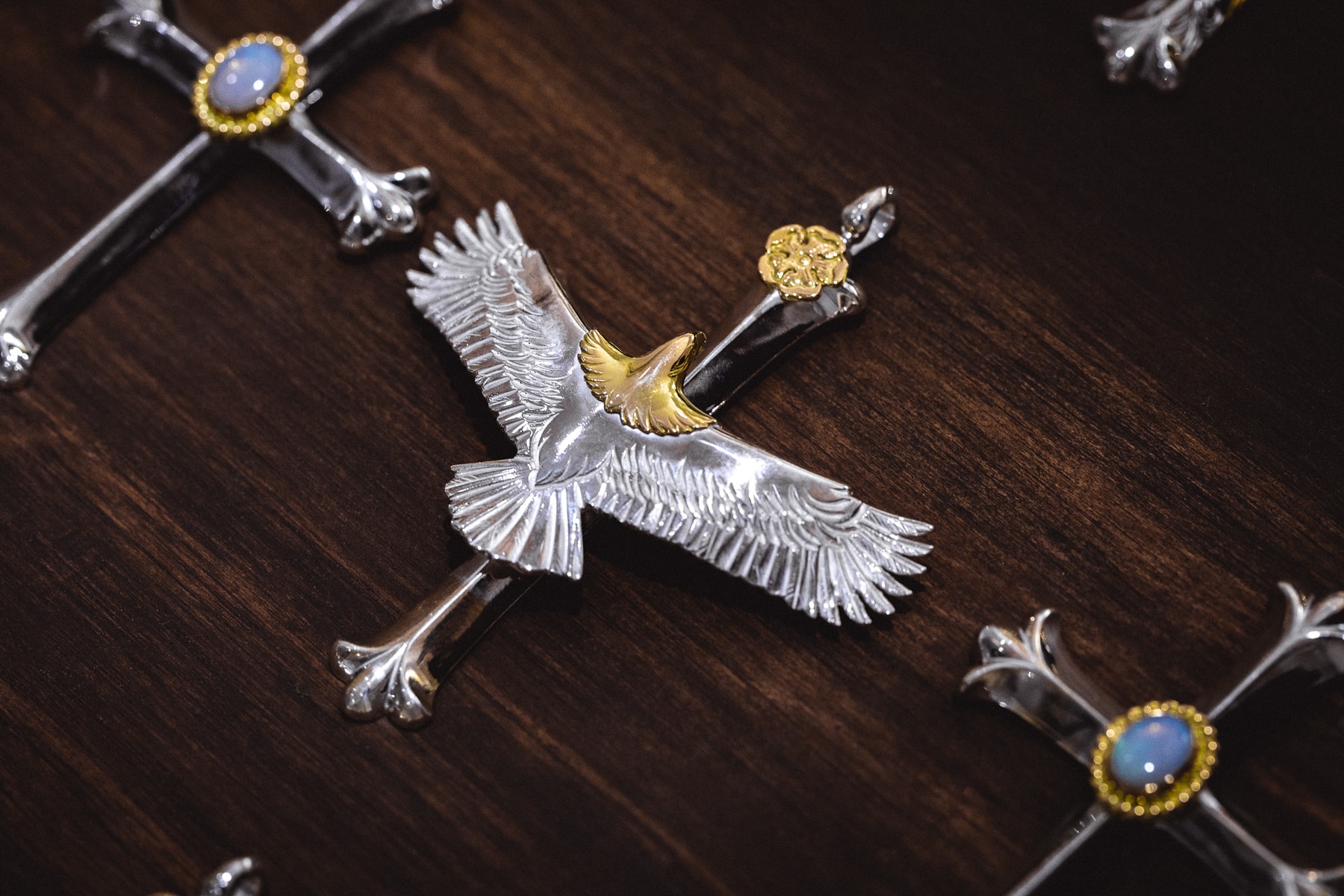 Taro Washimi Native American Silver Jewelry 925 feathers goro's wings claws indian native american jewelry accessories rings bracelets necklaces pendants tokyo Hong Kong Vinavast