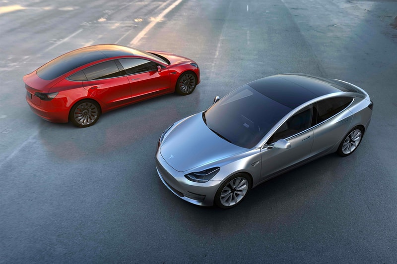Tesla 35K USD Entry Level Standard Model 3 Announcement Online Sales Shift Elon Musk 2019 Release Launch