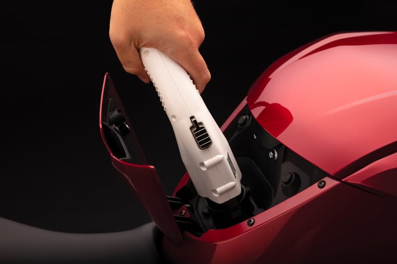 ZERO Debuts Its SR/F Electric Streetfighter Bike electric bike motorcycle speed racing street bike motorcycles