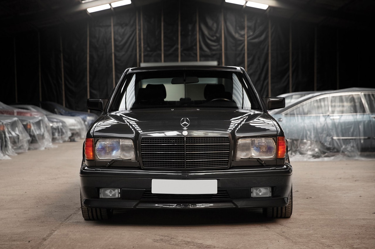 1991 Mercedes-Benz 560 SEL 6.0 AMG Auction RM Sotheby's 6.0-litre 32v DOHC ‘Hammer’ european-spec blue-black metallic paint WDB1260391A537226