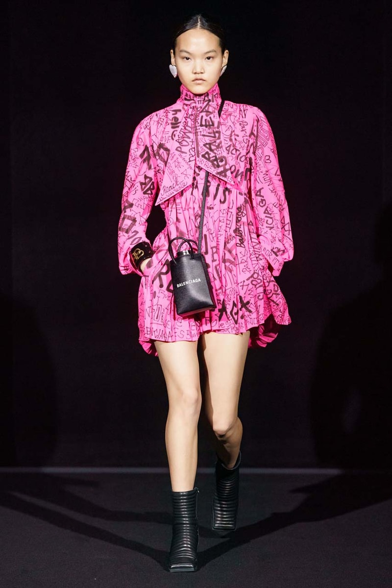 balenciaga fall winter 2019 fw19 runway collection show presentation pfw paris fashion week menswear