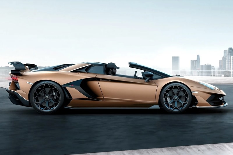 Lamborghini Aventador SVJ Roadster Car Details Info Information Italian Hypercar 2019 Geneva Motor Show 800 Units Limited Edition 556kW 720 Nm V12 Engine 100 kph 2.9 seconds 0-200 8.8 Automotive Cars Parts