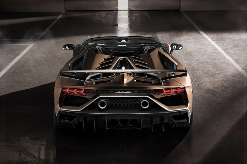 Lamborghini Aventador SVJ Roadster Car Details Info Information Italian Hypercar 2019 Geneva Motor Show 800 Units Limited Edition 556kW 720 Nm V12 Engine 100 kph 2.9 seconds 0-200 8.8 Automotive Cars Parts
