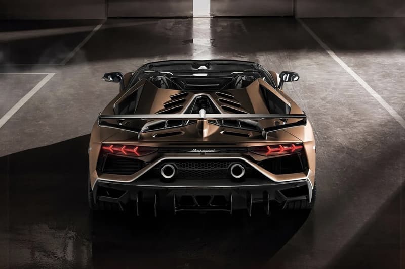 Lamborghini Aventador SVJ Roadster Car Details Info Information Italian Hypercar 2019 Geneva Motor Show 800 Units Limited Edition 556kW 720 Nm V12 Engine 100 kph 2.9 seconds 0-200 8.8 Automotive Cars Parts