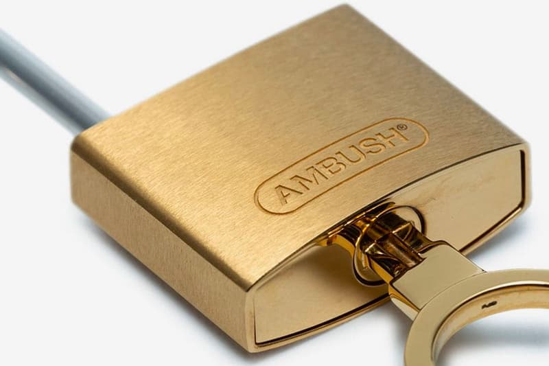 Ambush Gold-Tone Padlock Keyring Release Browns Yoon