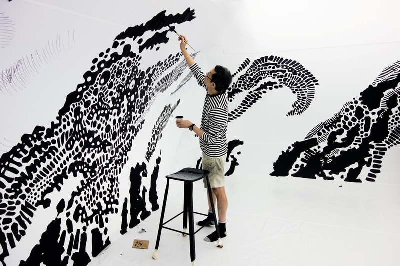 armory week shows exhibitions art artworks artists visionaire oscar oiwa gretchen bender aaron johnson christian rex van minnen derrick adams helen marden gagosian 