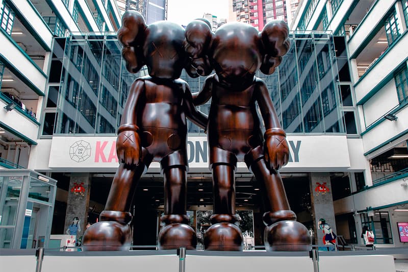 What To Do During Art Basel Hong Kong 2019 art show exhibition takashi murakami mr. daniel arsham perrotin Hiroshi Fujiwara Hans Ulrich Obrist kevin ma moncler kaws nigo sothetbys julio le parc