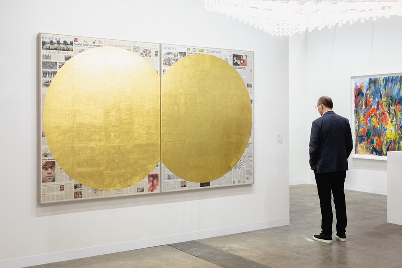 Art Basel Hong Kong 2019 Recap Takashi Murakami Jean-Michel Basquiat Keith Haring Pablo Picasso Jeff Koons Andy Warhol Vincent Namatjira Javier Calleja Keiichi Tanaami Hajime Sorayama David Hockney Jaume Plensa Jose parla Kaikai Kiki Charles Avery Heji Shin Kanye West Frank Ocean Peter Halley Eric Fischl Willem de Kooning George Condo Kaws Peter Zimmermann Mr. Perrotin Liu Xiaodong Mika Tajima Zeng Fanzhi Hauser Wirth Louise Bourgeois Damien Hirst Zhou Li Gerasimos Floratos Virgl Abloh Robert Rauschenberg Duane Hanson Huang Hai Hsin Elemgreen Dragsin Chow Chun Fai Blum Poe Yoshitomo Nara AR Penck Noh Suntag Chu Enoki Yamaguchi Akira Mori Junichi Anselm reyle Claudia Comte Ye Linghan Todd James