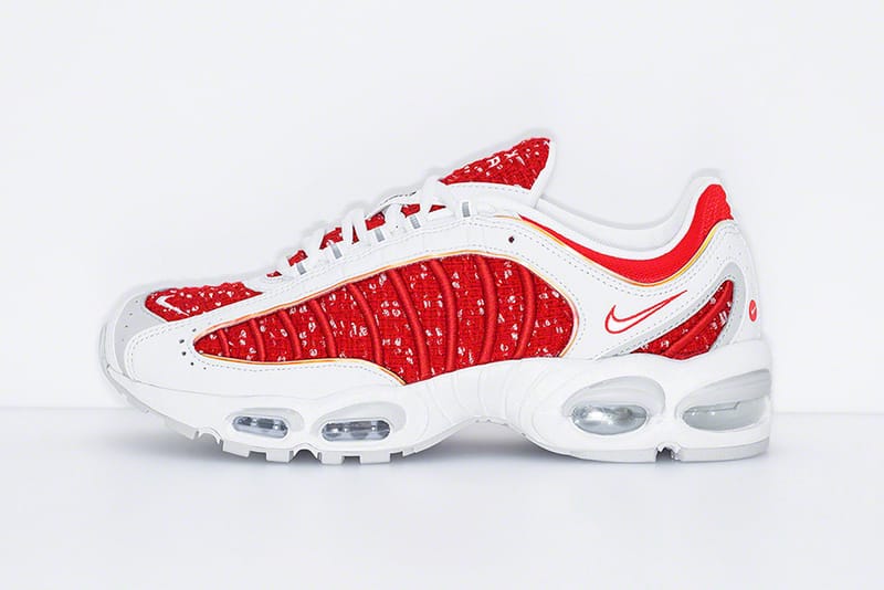 nike supreme sneakers 2019