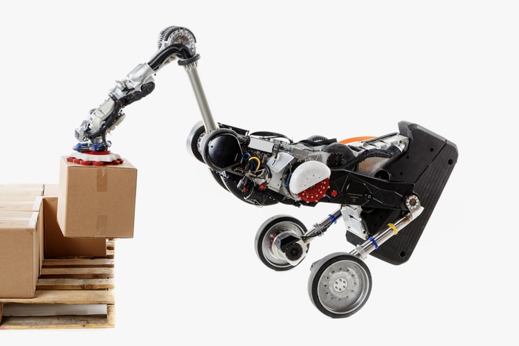 Boston Dynamics' Newest Robot Is Designed for Logistics