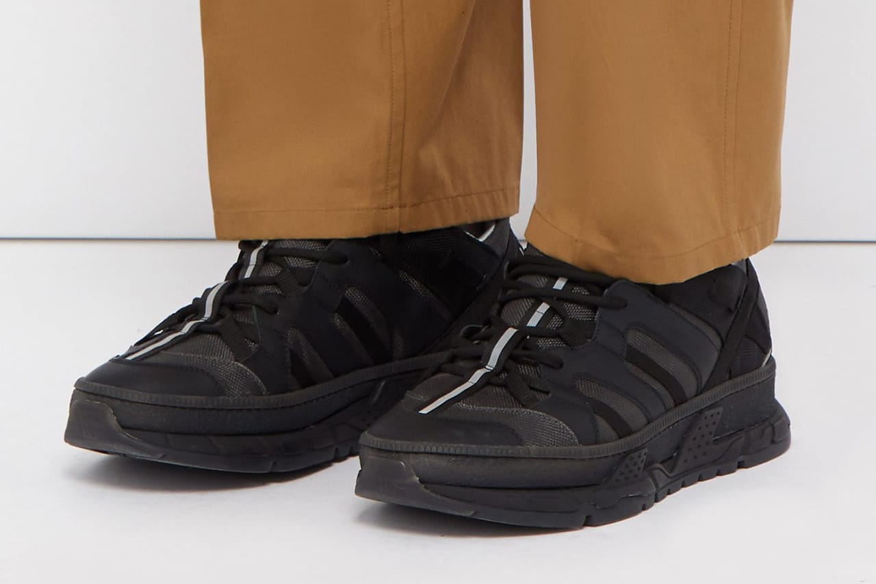 Burberry RS5 Sneaker Gets All Black 