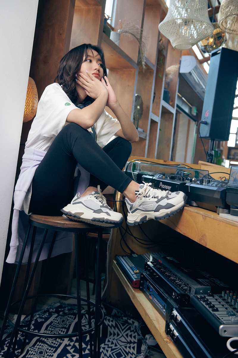 Discovery Expedition Bucket Dwalker Sneaker Lookbook Chunky Korea Outdoor Performance