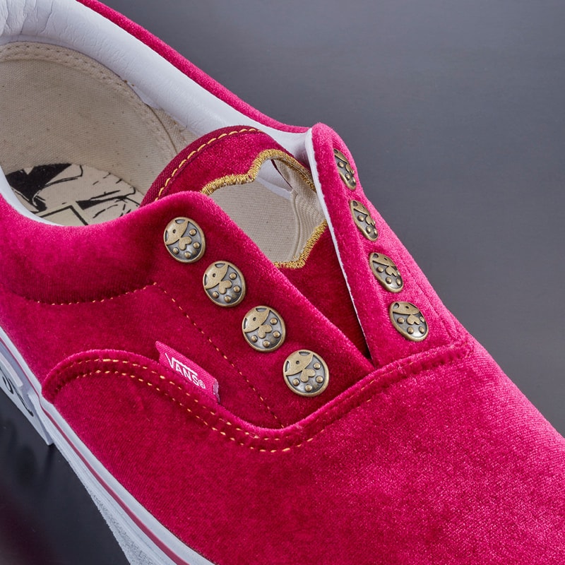 Jojo's Bizarre Adventure Golden Wind x Vans Era Pro Slip On Detail Zip Graphic Insoles Collaboration Collection Footwear Sneakers Anime Character Logo 