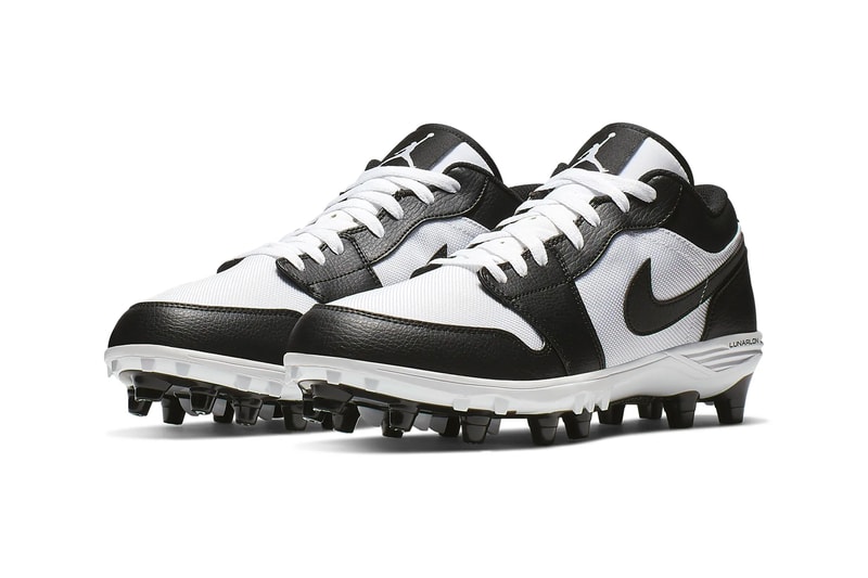 black jordan football cleats