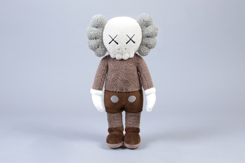 KAWS KAWS:HOLIDAY Plush Set Release Hong Kong Black White Brown Buy