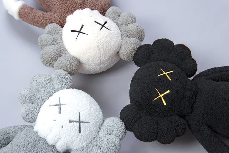 KAWS KAWS:HOLIDAY Plush Set Release Hong Kong Black White Brown Buy