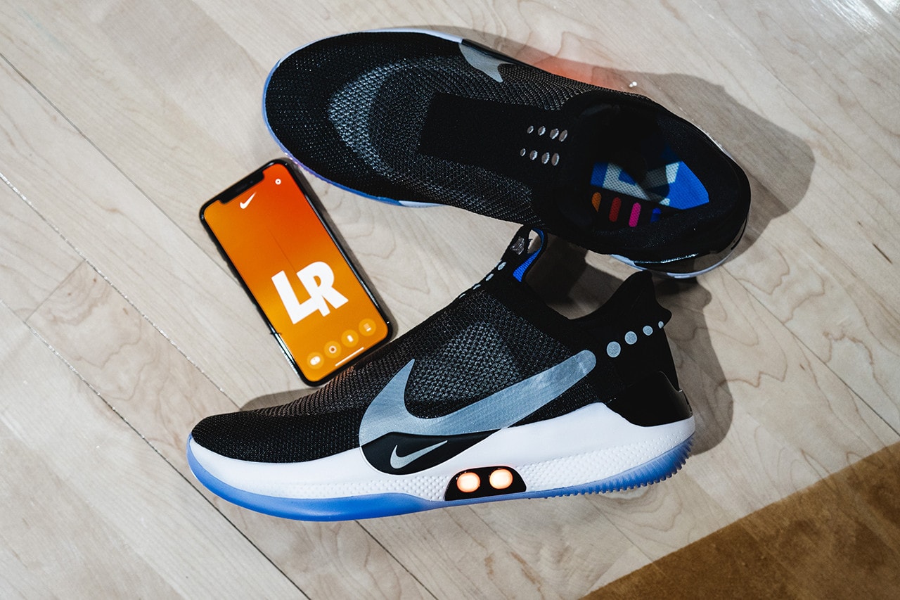 More Nike Auto-Lacing Sneakers Are Coming Mark parker ceo basketball sneakers hyperadapt self lacing technology 