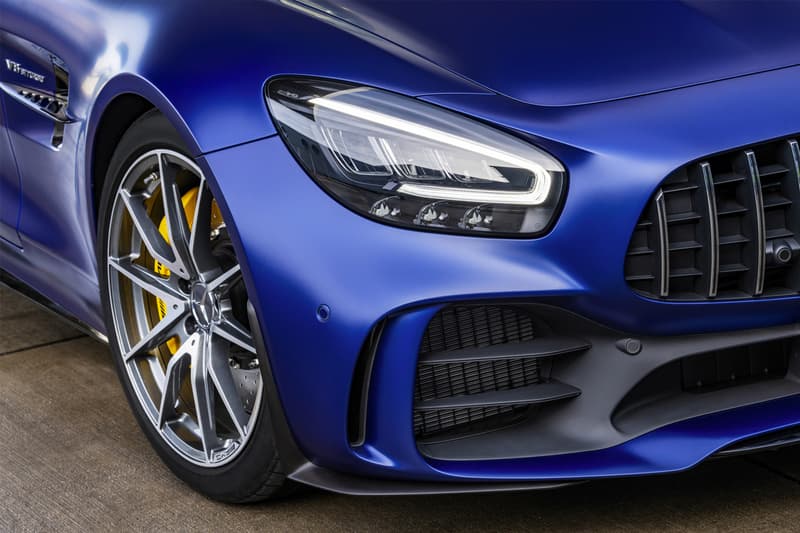 Mercedes-Amg 2019 GT-R Roadster Pack Release Info Cars Racing Speed german engineering supercar luxury AMG Roadster