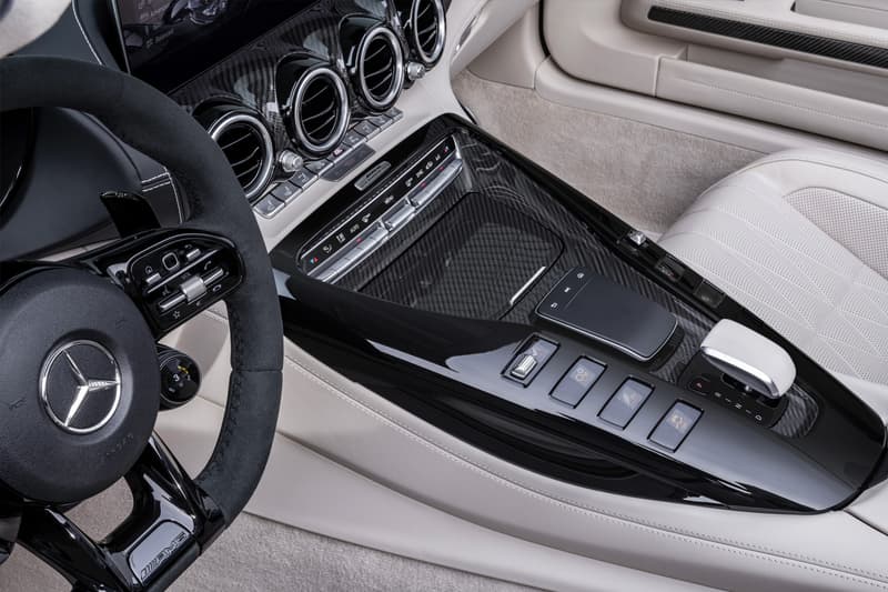 Mercedes-Amg 2019 GT-R Roadster Pack Release Info Cars Racing Speed german engineering supercar luxury AMG Roadster