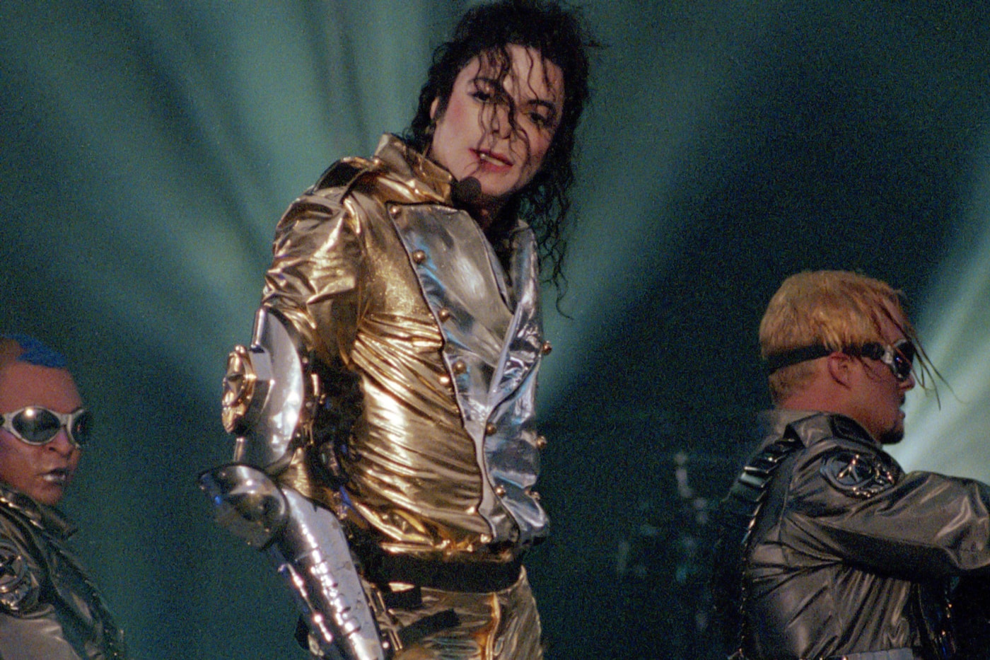 Michael Jackson Estate Concert Footage Release Leaving Neverland Live in Bucharest (The Dangerous Tour) Wembley