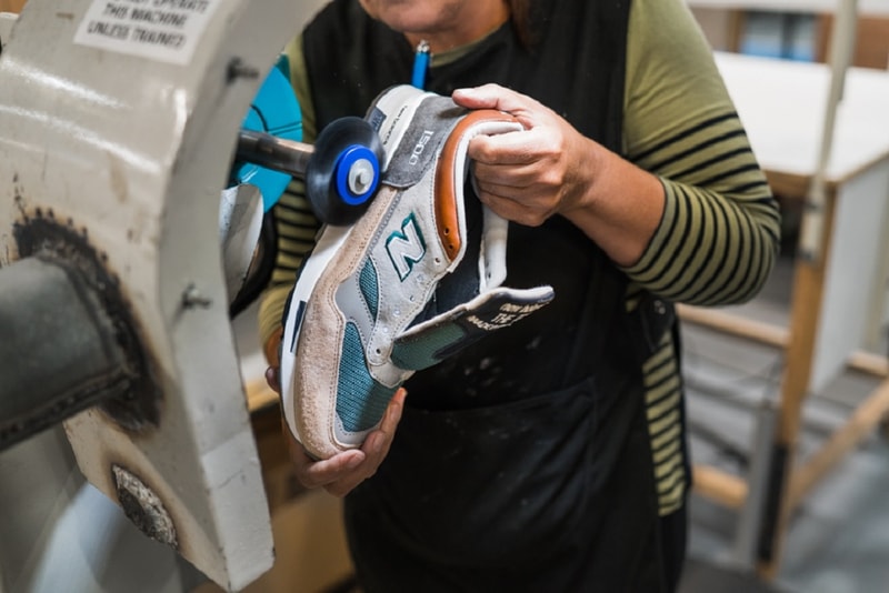 New Balance 43einhalb 1500 M150043EH The Trip sneaker shoe made in england 30th anniversary 2019 spring summer march info images pictures pics buy raffle gray gray teal green white orange blue