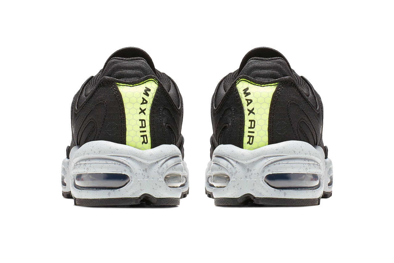Nike Air Max Tailwind IV 4 Release Black ripstop volt Wolf Grey Volt Rip Stop MX Supreme