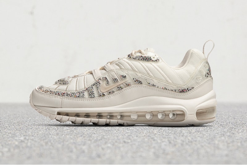 Nike Women 2019 Summer Footwear Collection Release ZoomX Vista Grind Air Max FF720 VaporMax 2 Random Air Max Box Air VaporMax Flyknit 2 LXX Swarovski