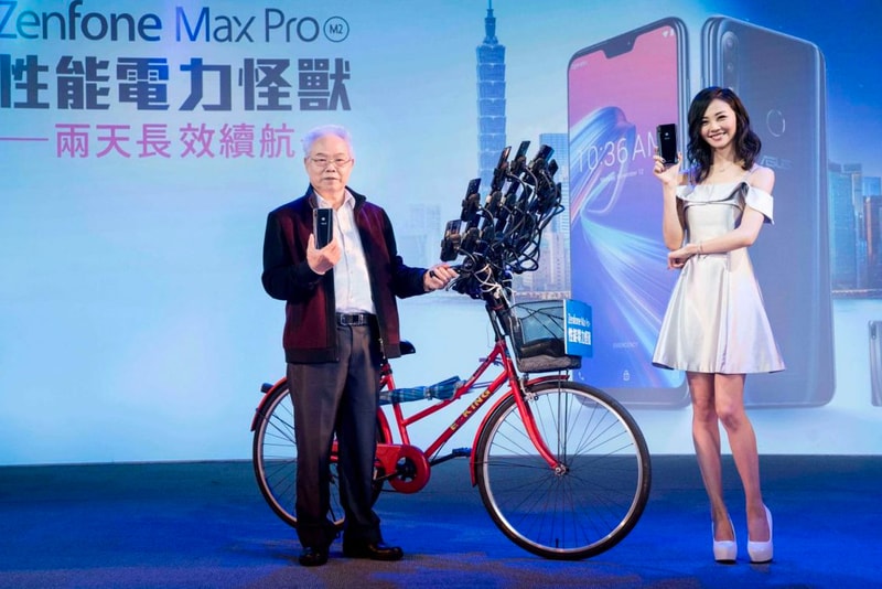 Pokémon Go Grandpa Asus ZenFone Ambassador Info smartphone gaming mobile video games 