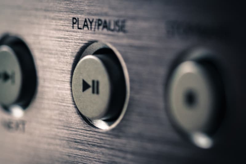 us music spending 10 billion usd highest in decade riaa recording industry association of america
