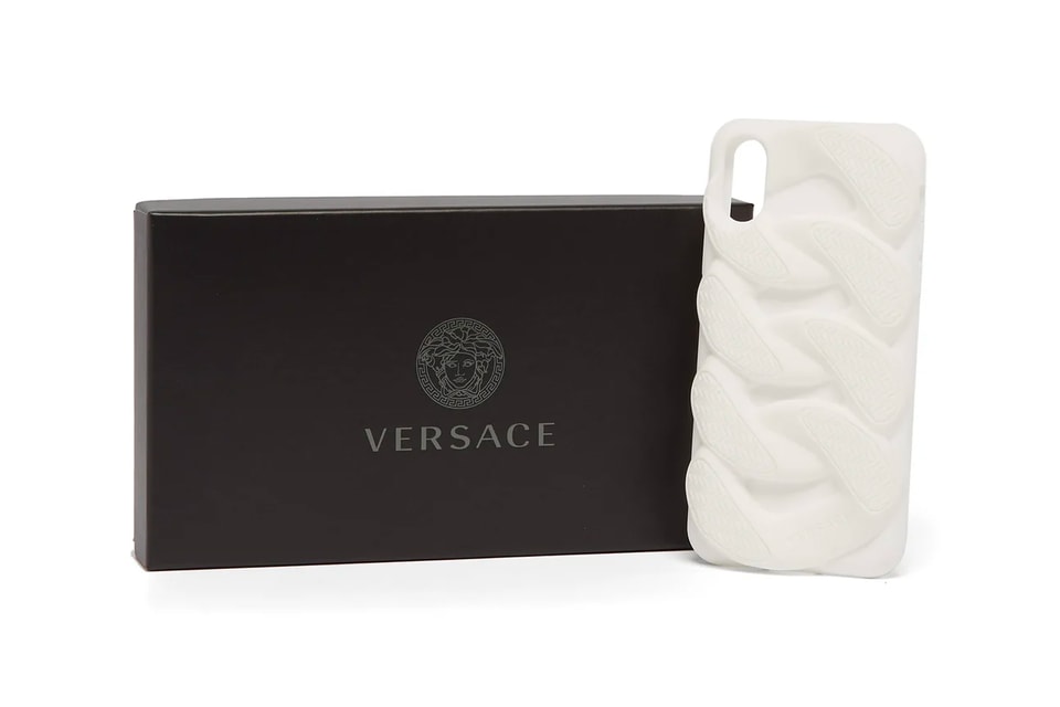 Versace Chain Reaction iPhone Case "White" Release | Hypebeast Versace Chain Reaction iPhone Case "White" Release | Hypebeast