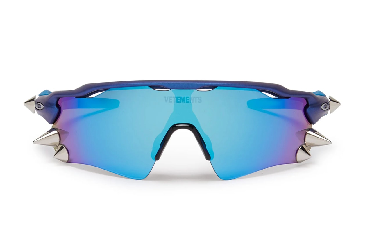 Vetements Oakley Spike Glasses 200 D 400 Iridescent Acetate Neon Spring Summer 2019 SS19 Engraved Logo USA Sports Sunglasses 