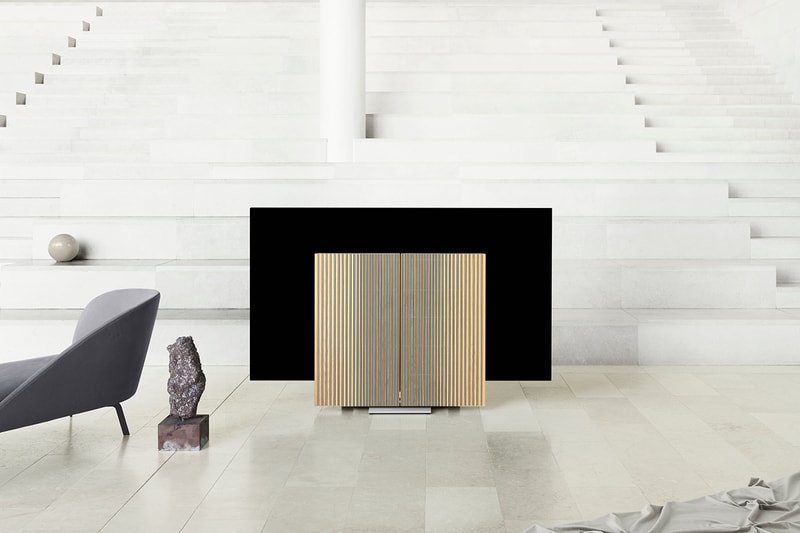 Bang and Olufsen Beovision Harmony LG OLED C9 77” TV Folding Television Design Entertainment Milan Design Week 2019 home décor oak wood aluminium front combined Grey Melange two-tone fabric aluminium