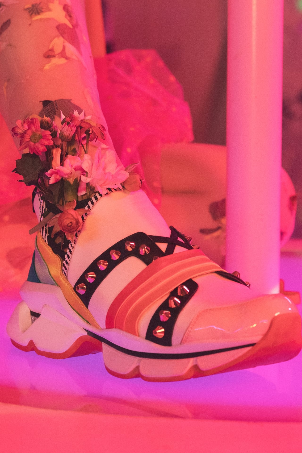 자이언티와 KOM_I가 함께한 크리스찬 루부탱 화보 2019 봄 christian-louboutin-features-kom-i-zion-t-for-their-latest-run-loubi-run-style-feature