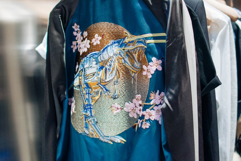 Dior Men Hajime Sorayama Retro Futuristic Collection Full Look Hong Kong Landmark Pre-Fall 2019 bags accessories b23 sneaker backpack kim jones matthew m williams tee shirt suit buckle rollercoaser