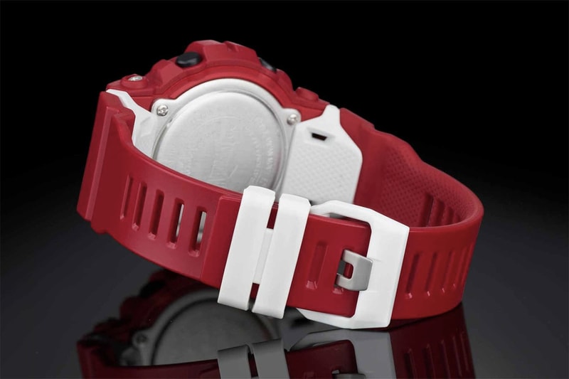 G-Shock x Everlast Casio Watch Timepiece Collaboration Boxing Gear Company GBA-800 G-SQUAD Series Bluetooth Smartphone Function 