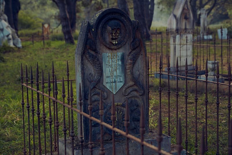 'Game of Thrones' got 'Grave of Thrones' Cemetery Appears in Sydney joffrey hodor khal drogo baratheon tyrell high sparrow oberyn martell petyr littlefinger baelish ros ramsay bolton stark tywin lannister walder frey wun wun westeros 