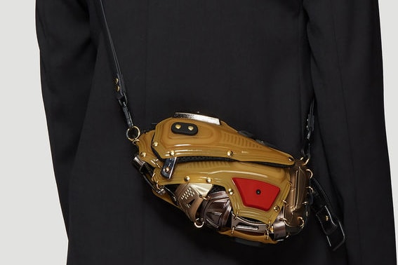 INNERRAUM Introduces Armored Unisex Cross Body Bag