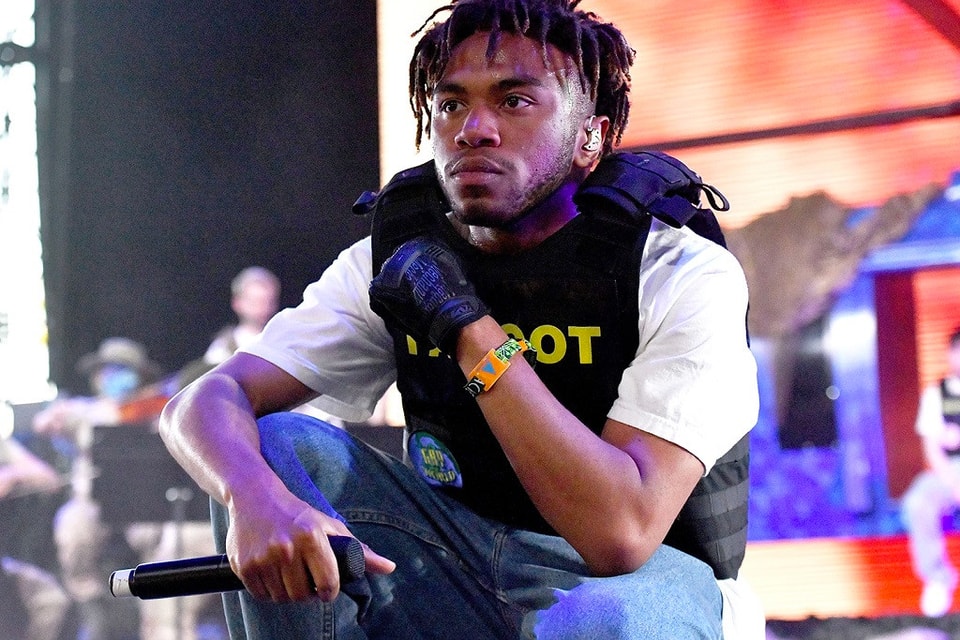 Kevin Abstract Treadmill Walking Livestream Hypebeast