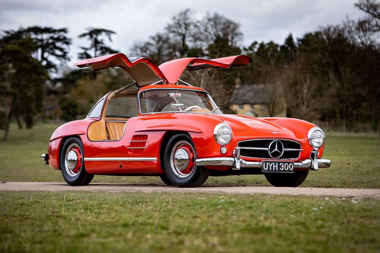 Mercedes-Benz 300SL Gullwing 1954 Fire Engine Red £850,000 - 1,000,000 GBP Estimation 1980404500118 Chassis Classic Sporting Motor Car German Vintage Rare Sportscar