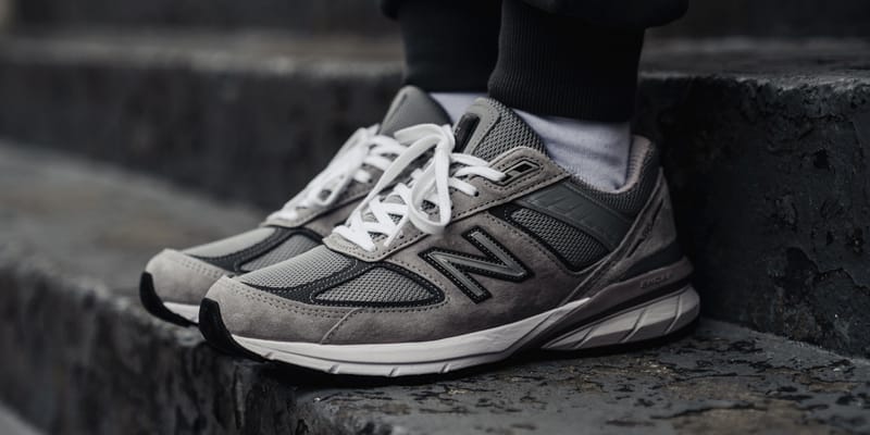 black and gray new balance 990